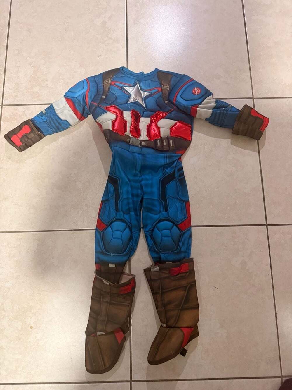 Marvel Captain America Costume Size 3T-4T Avengers Outfit